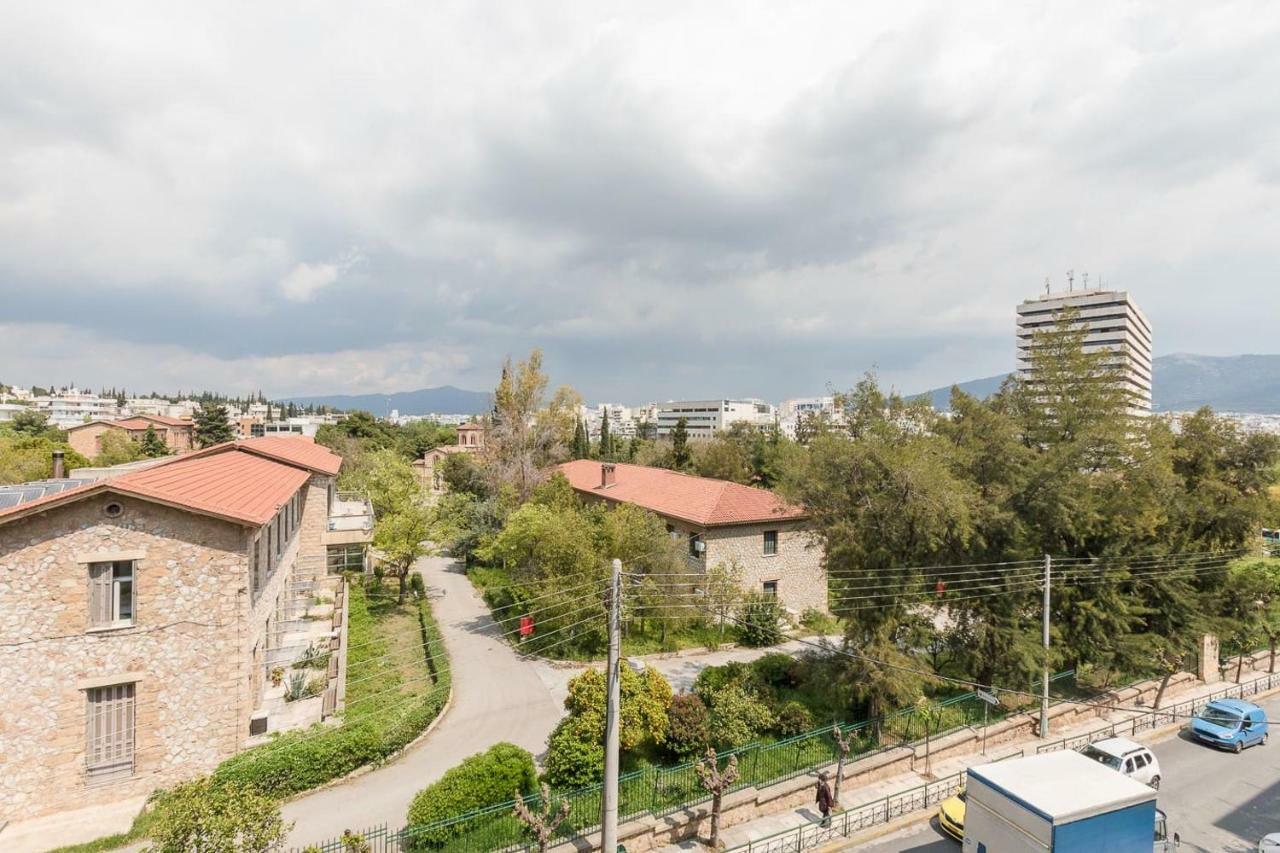 Spacious & Modern Flat In Heart Of Αθήνα Εξωτερικό φωτογραφία