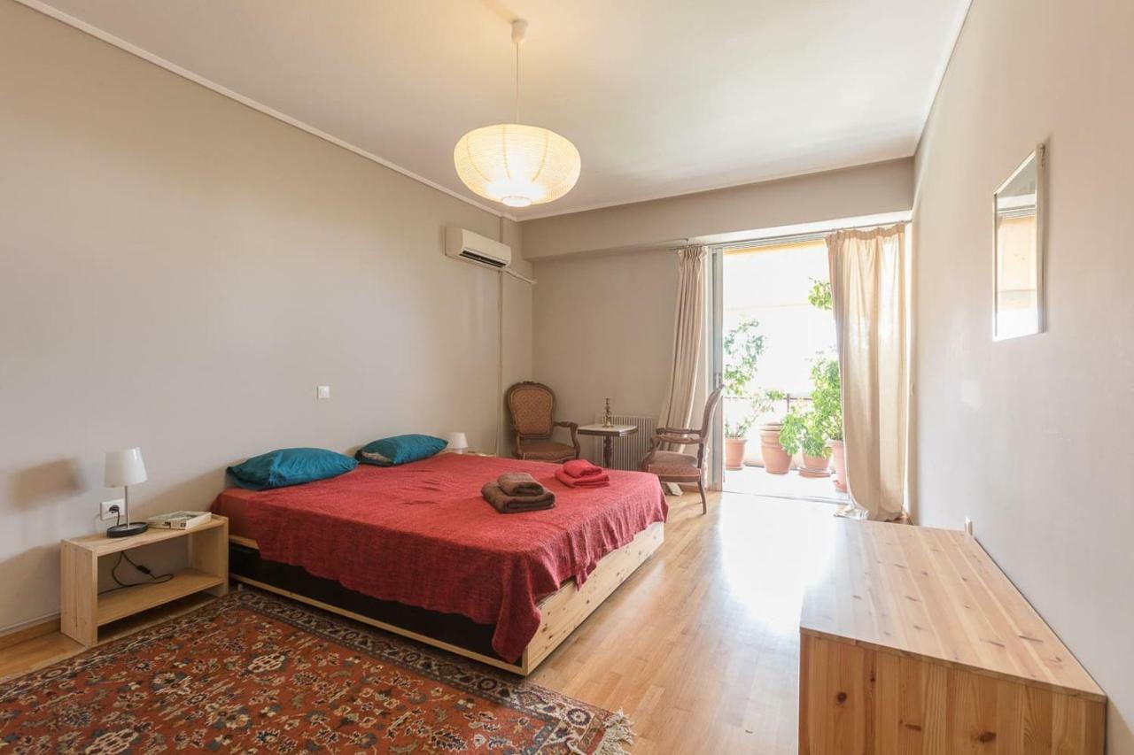 Spacious & Modern Flat In Heart Of Αθήνα Εξωτερικό φωτογραφία