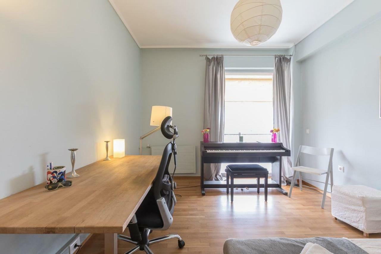 Spacious & Modern Flat In Heart Of Αθήνα Εξωτερικό φωτογραφία