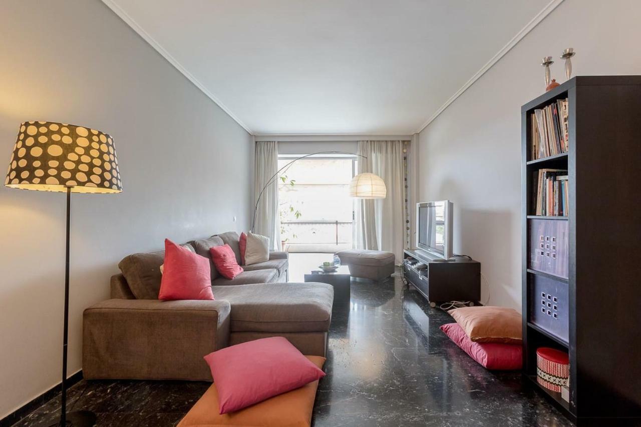 Spacious & Modern Flat In Heart Of Αθήνα Εξωτερικό φωτογραφία
