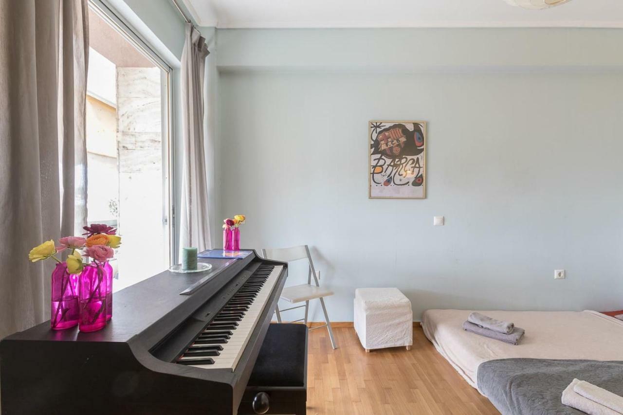 Spacious & Modern Flat In Heart Of Αθήνα Εξωτερικό φωτογραφία