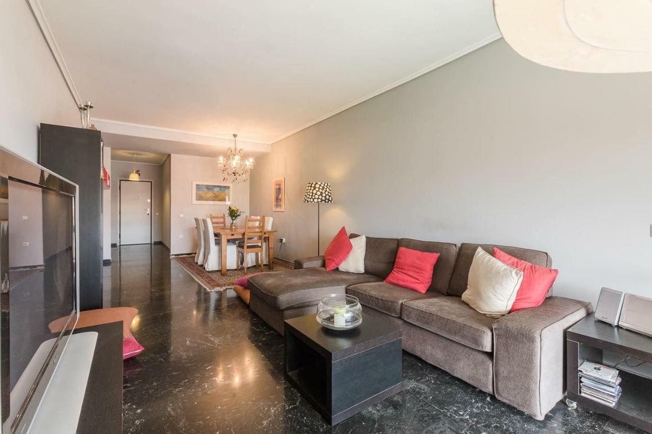 Spacious & Modern Flat In Heart Of Αθήνα Εξωτερικό φωτογραφία