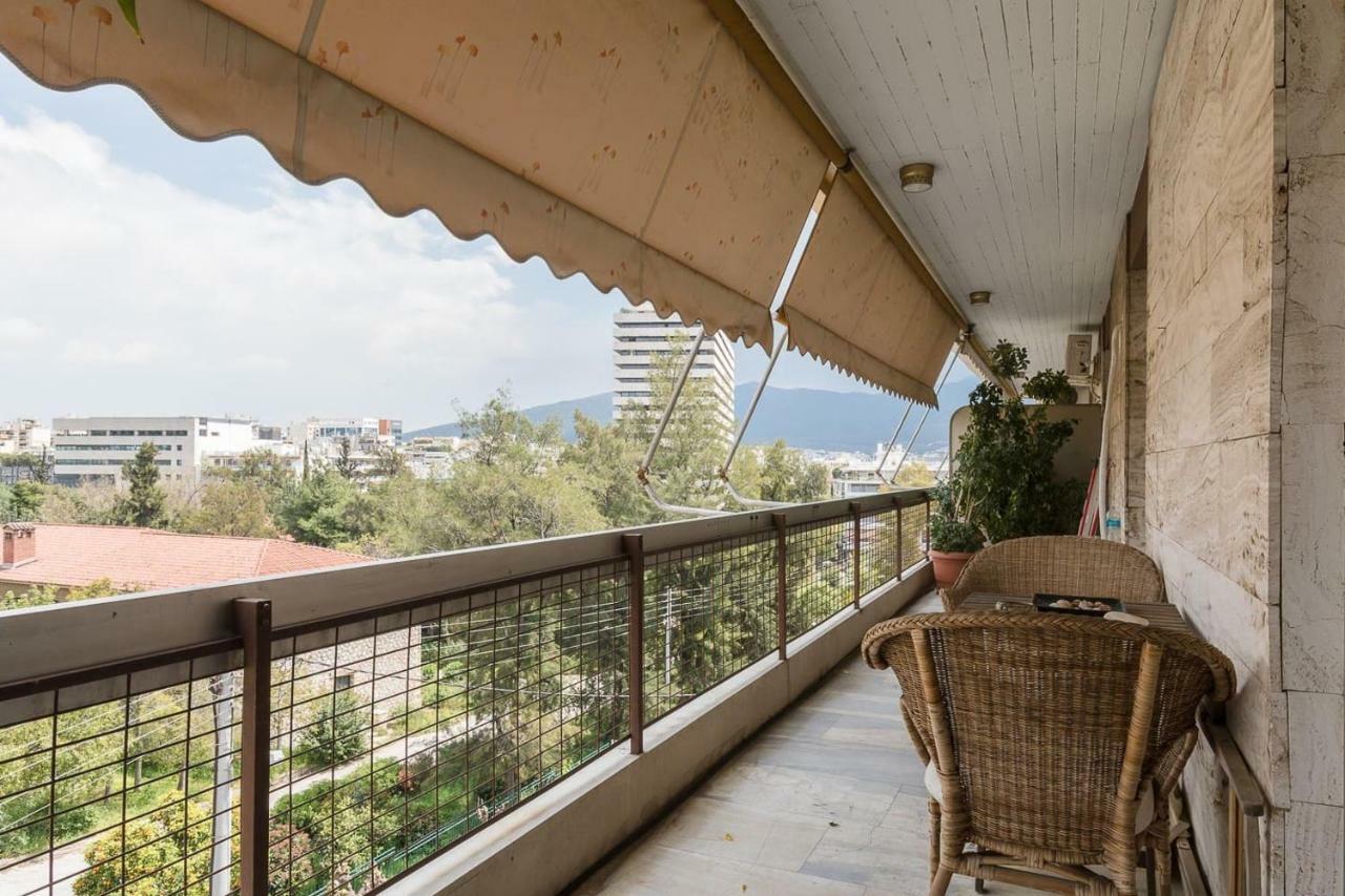 Spacious & Modern Flat In Heart Of Αθήνα Εξωτερικό φωτογραφία